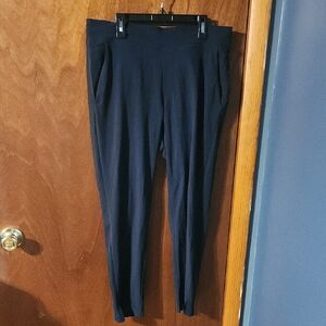 Athleta Navy Brooklyn Mid Rise Ankle Cropped Pants